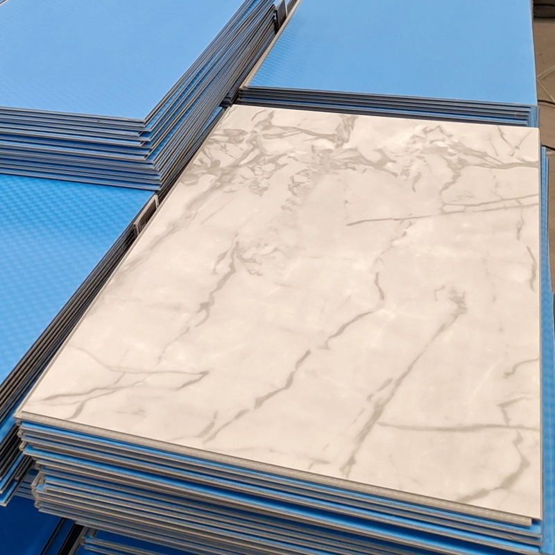 Umweltfreundlicher hölzerner Bodenbelag des Korn-SPC, der Bodenbelag 4,5 Millimeter SPC ineinander greift