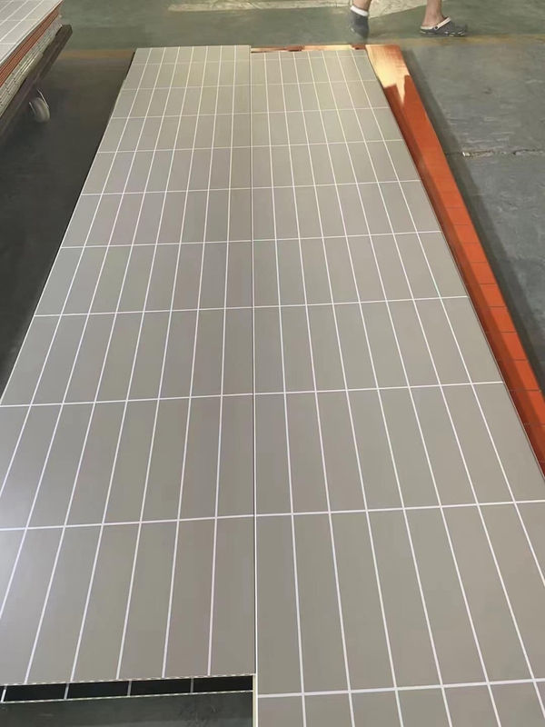 Farbenfrohe Blumenstreifen Licht Grüner Felsen PVC Spc Wandplatte Wasserdichte Dekoration Für Innenräume SPC Klicken Sie auf Wandtafel