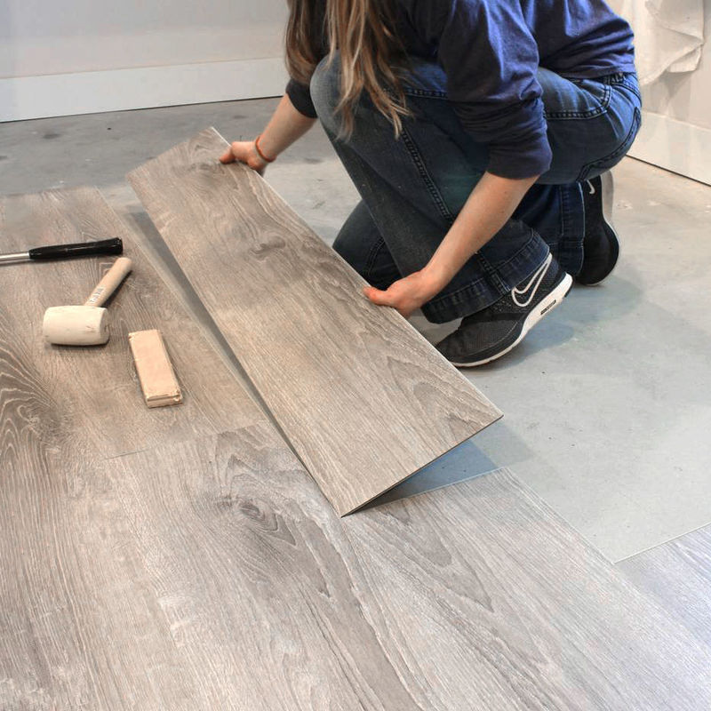 Fabrikpreis Feuerdicht Wasserdicht Kunststoff Klick Fußboden Spc für das Haus Büro PVC SPC LVT LVP Vinyl Plankenboden