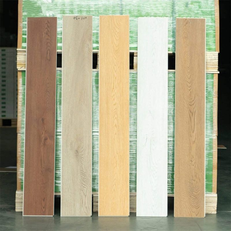 Wasserdicht 4 mm Holzkorn starre Kern PVC Kunststoff Planken Verriegelung Click Lock Spc Vinyl Bodenbelag