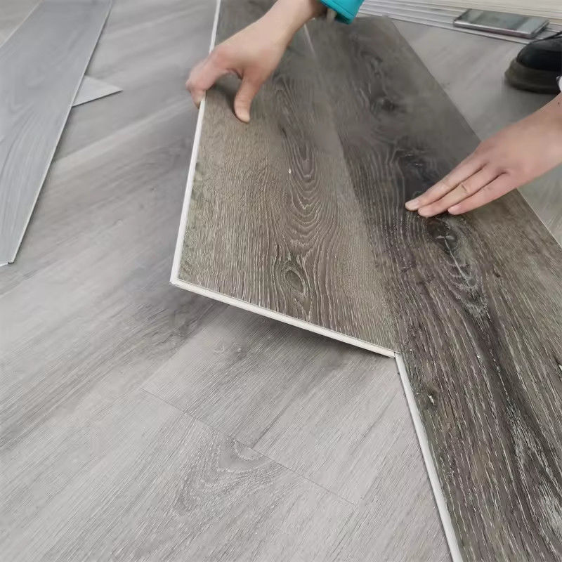 Wasserdicht 4mm 5mm 6mm Holzkorn Vinyl Planke Klicken Sie auf Schloss PVC Plastik SPC Bodenbelag für Innenräume