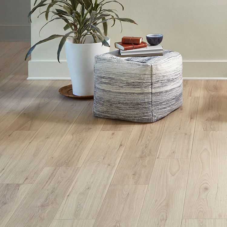 4mm 5mm 6mm 7mm 8mm Kratzfeste Luxus-Vinyl-Boden-Vinyl-Boden-Klick-Sperre-Wasserdichte-SPC-Boden