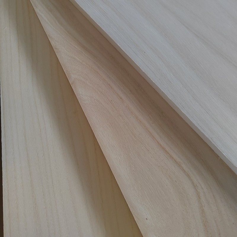 Paulownia Massivholz Kanten Klebeplatte Für Möbel Feuchtigkeitsgehalt 8%-12% Dauerhaftes robustes Design