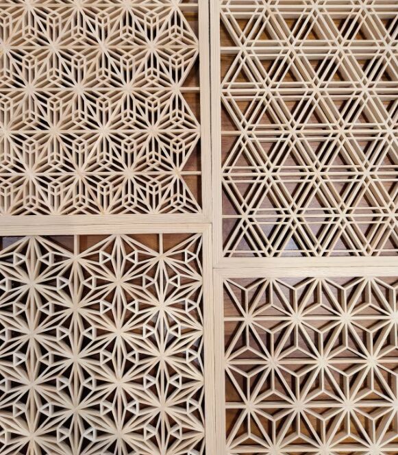 Traditionelle Ästhetik Holzbearbeitungstechnik, Holzstücke zusammenzuschließen Kumiko mit handgefertigten Geschenken