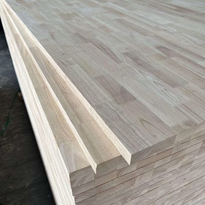 1220x2440mm Gummiholz Kiefer Finger Joint Board für Möbel