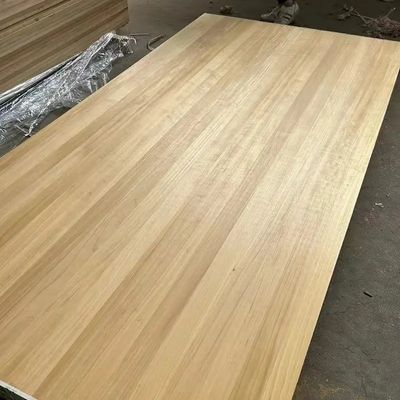 China Lieferant 22 mm Kohlenstoffhaltige Poppelmassivholzplatten