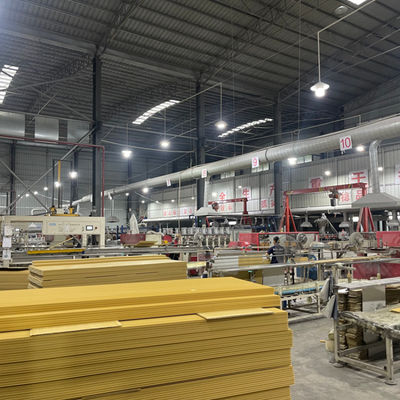 Baumwolle Holz Veneer Board Spiegel Verkleidung Brandfeste PVC-Wandplatte Für Wohnung Büro