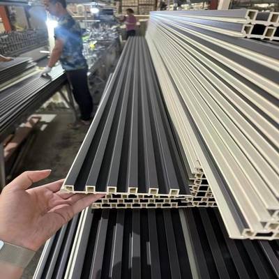 Moderne Holz-Kunststoff-Verbundwerkstoff WPC-Wandplatte für Badezimmer-Innenraum PVC-Alternative