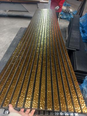 Moderne Design Polyesterfaser Akustikwandwandwand Schalldicht 3D-Wasser-Wellen-Design Schalldämpfer Schiefergitter Dekorationswand