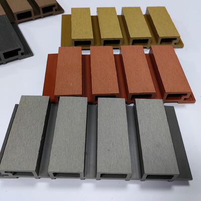 Qualität UV-beständige WPC-Wandverkleidung für den Außenbereich aus Holz-Kunststoff-Verbundwerkstoff usine