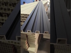 32 WPC-Wandplatten in verschiedenen Stilen